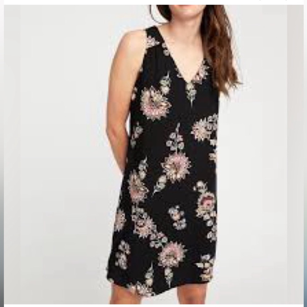 EUC Old Navy Floral Swing Dress